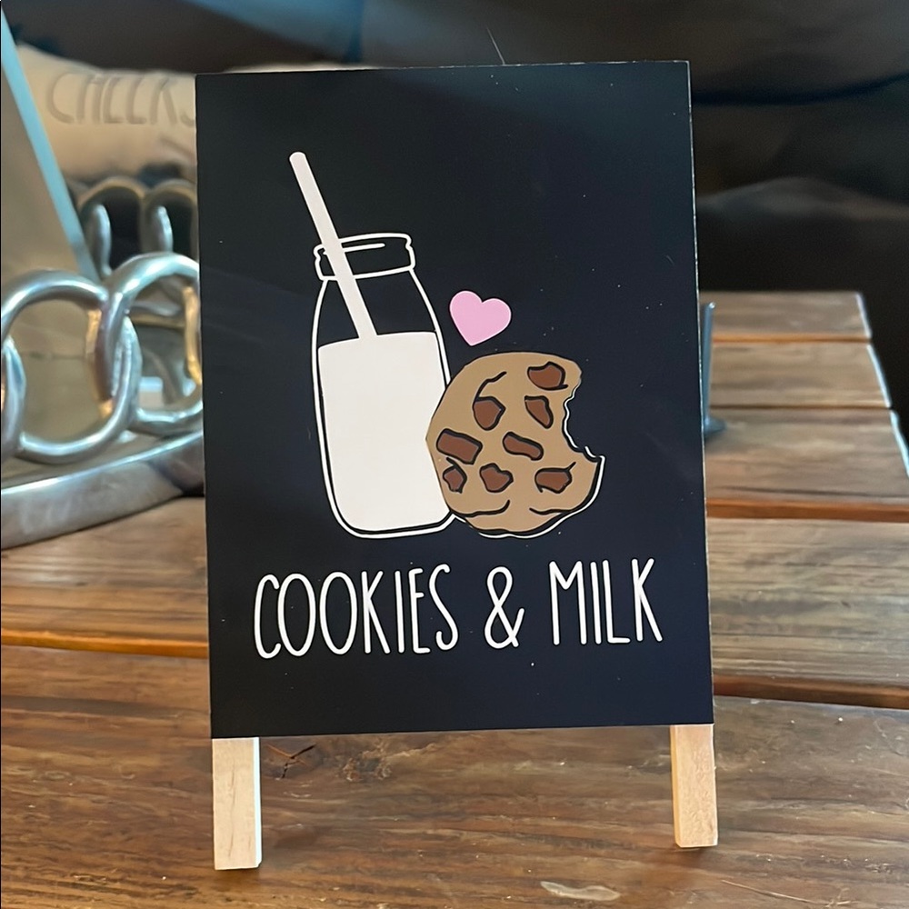 Cookies & Milk Decorative Sign